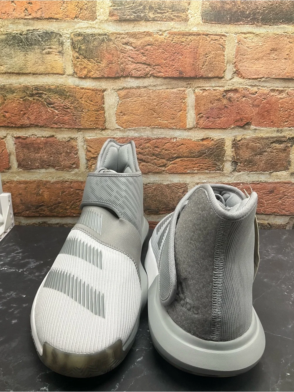 adidas Harden B/E Gray EF5293 Laceless Basketball Shoes Sneakers Sz 10.5